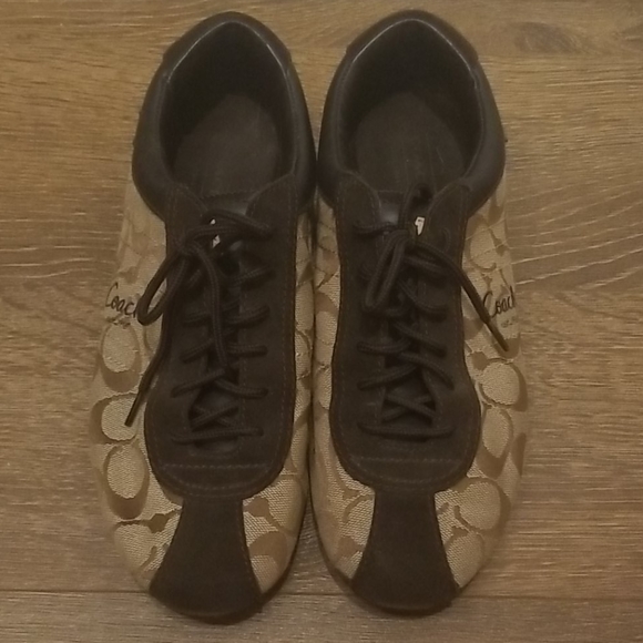 Used Coach GeeGee Sneakers Size 10 - Picture 2 of 9